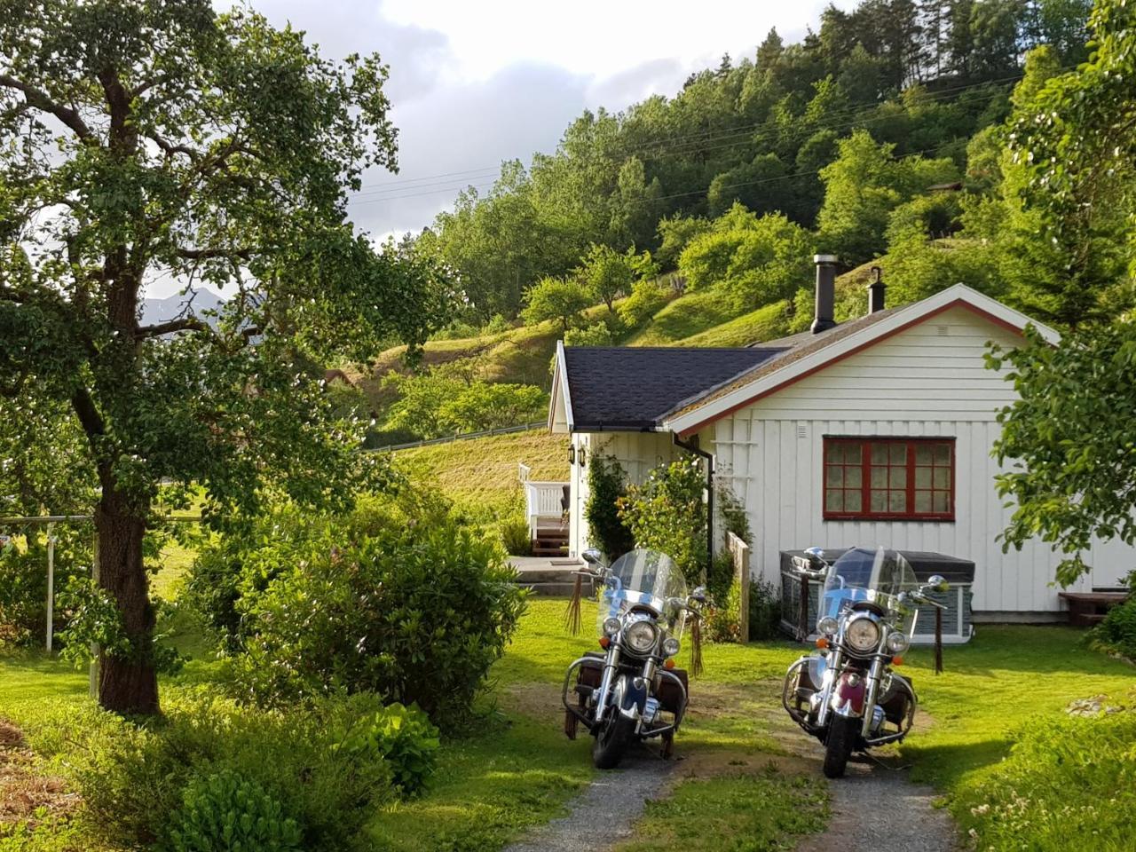 Dalhus - House In The Valley Norddal Buitenkant foto